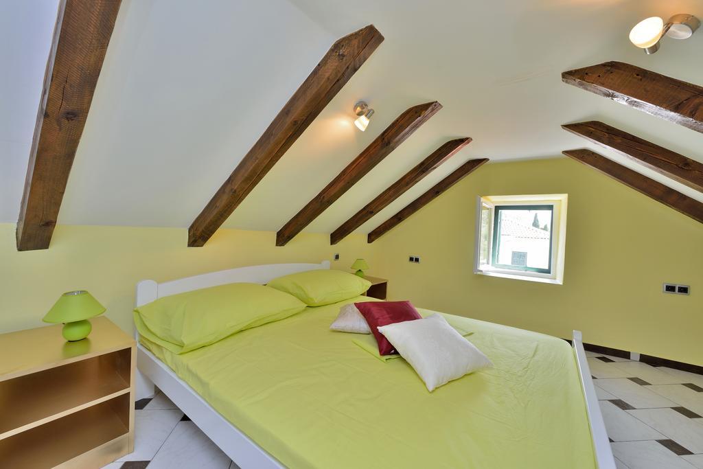 Apartments Carpe Diem Novigrad  Zimmer foto